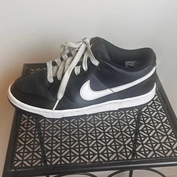 Nike‎ Dunk Low Black Panda Sneakers Boys Size 5.5Y Athletic Shoes DH9765-002 - Picture 6 of 8